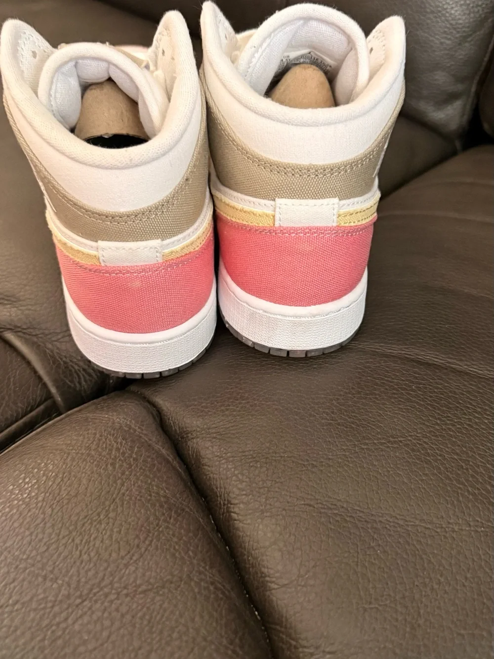 Air Jordan 1 Mid SE Youth size 4.5 Brand New In Box